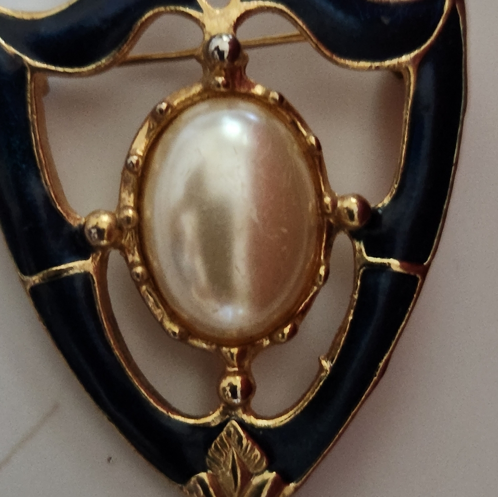 CROWN Nautical